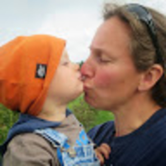 Meet your Posher, Christa - Picture 1 of 1